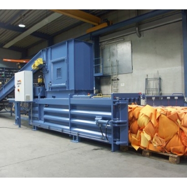 Μικρογραφία 4 - Οριζόντια πρέσα συμπίεσης απορριμμάτων APS 55 Austropressen